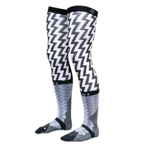 Fist - Bolt Knee Brace Socks