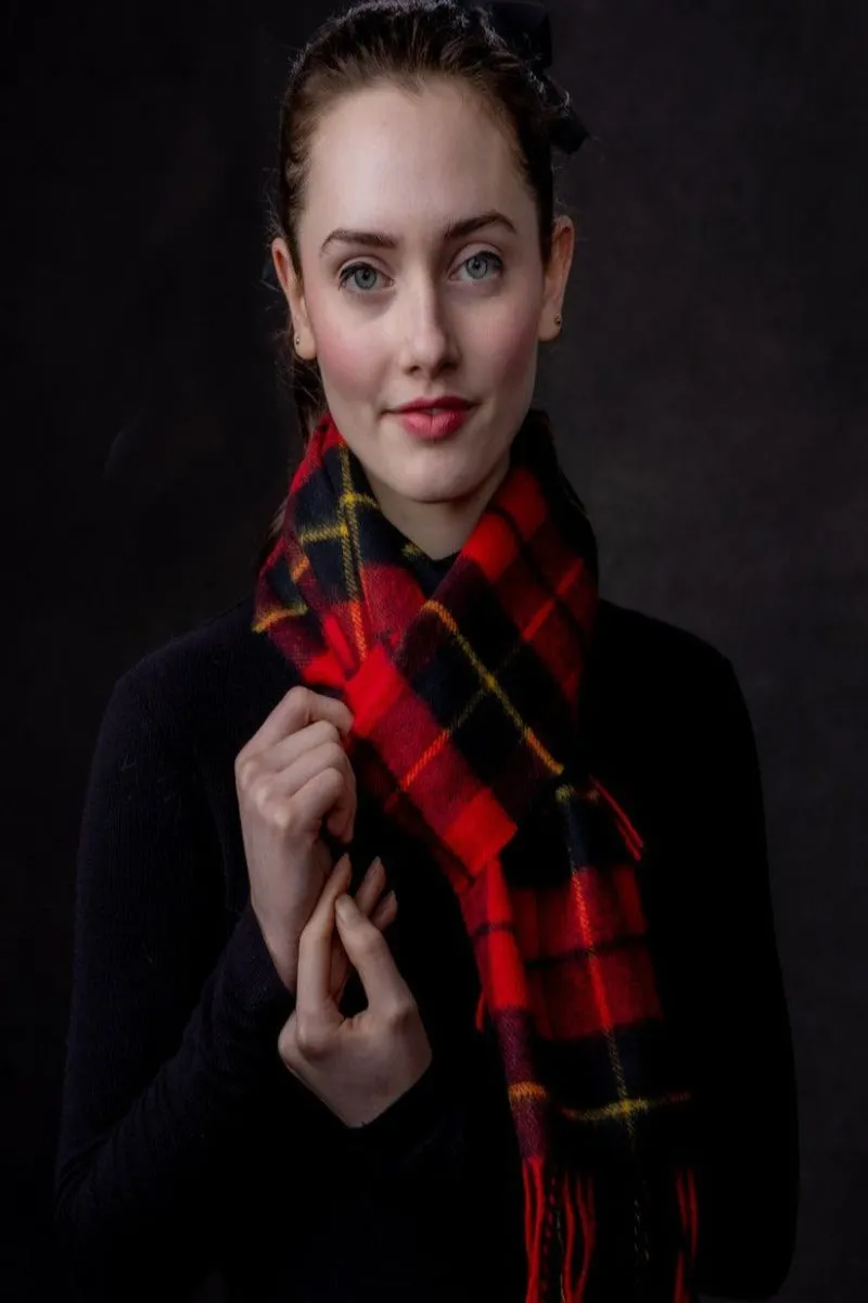 Luxury Lambswool Scarf (Wallace Modern)