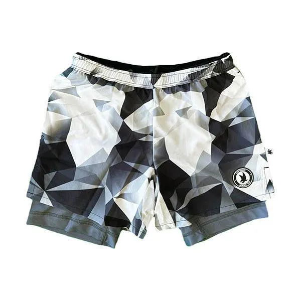 Mens White Diamond Geo 2-1 Compression 7 Short