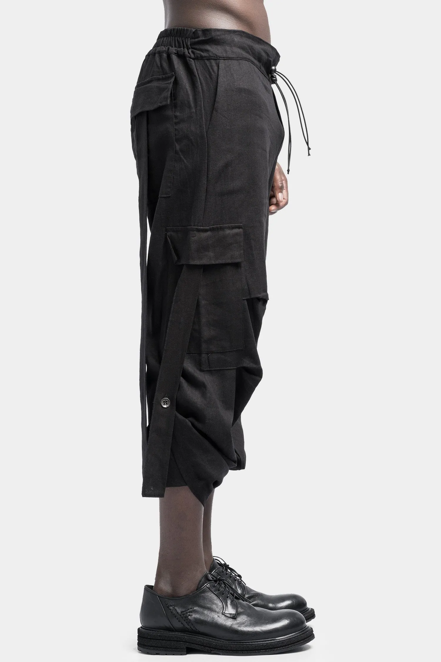 Relaxed cargo pocket trousers