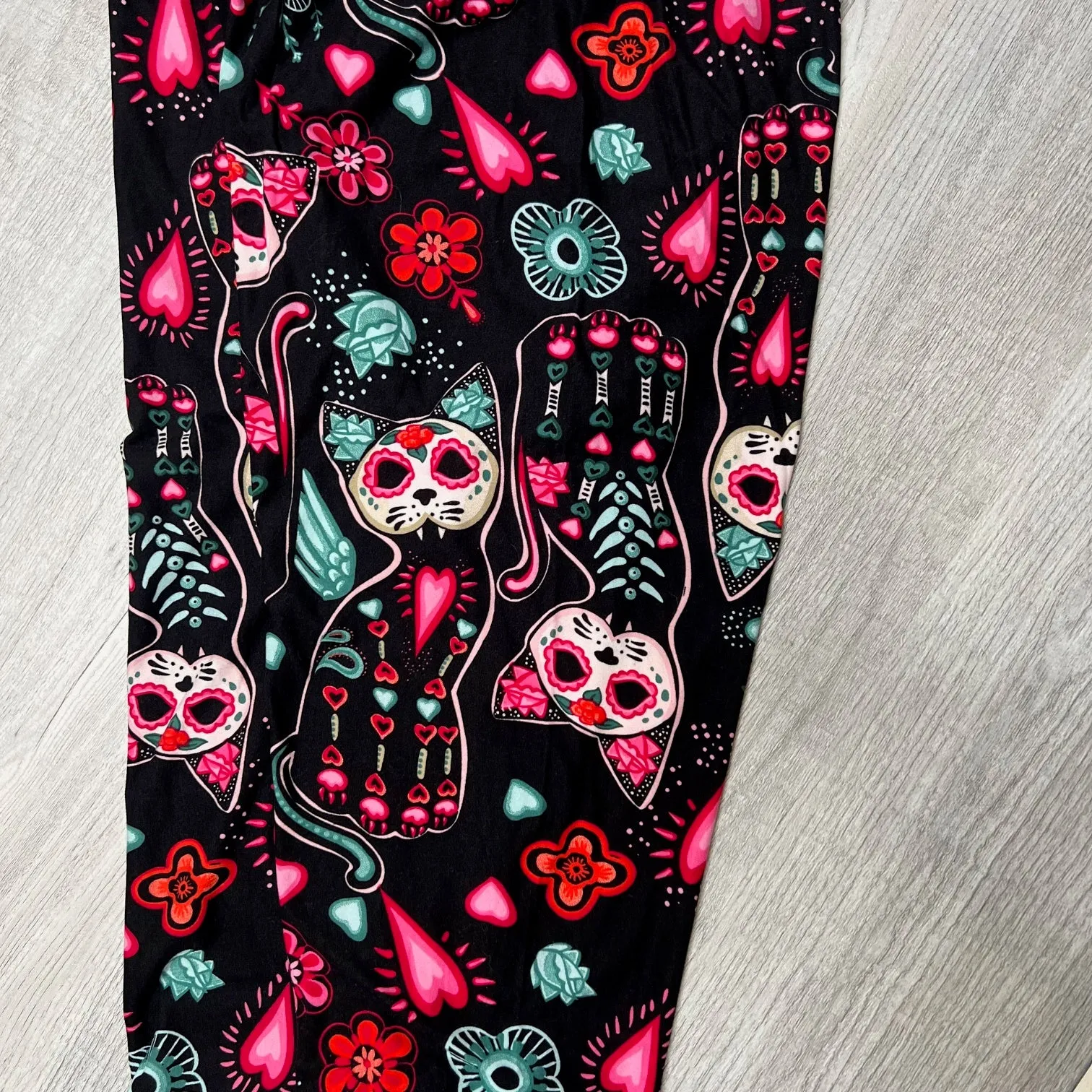 Sugar Skull Cats Print Soft Leggings